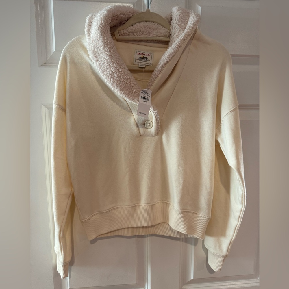 American Eagle Cream Fleece Collar Top NWT